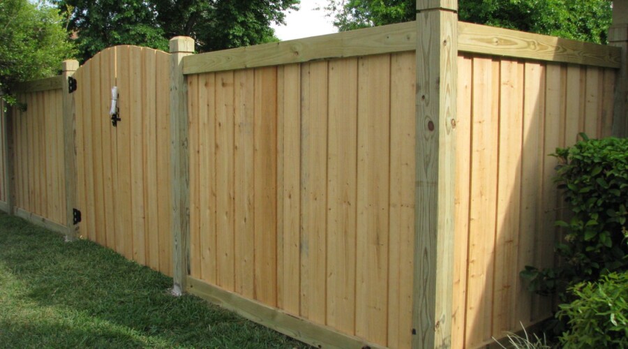 Wood Fence for Your Home Use