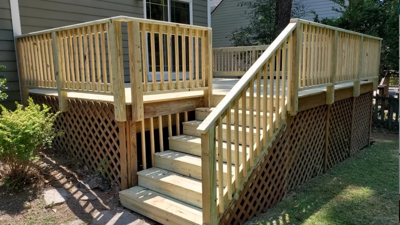 Understanding Maintenance for Various Deck Materials