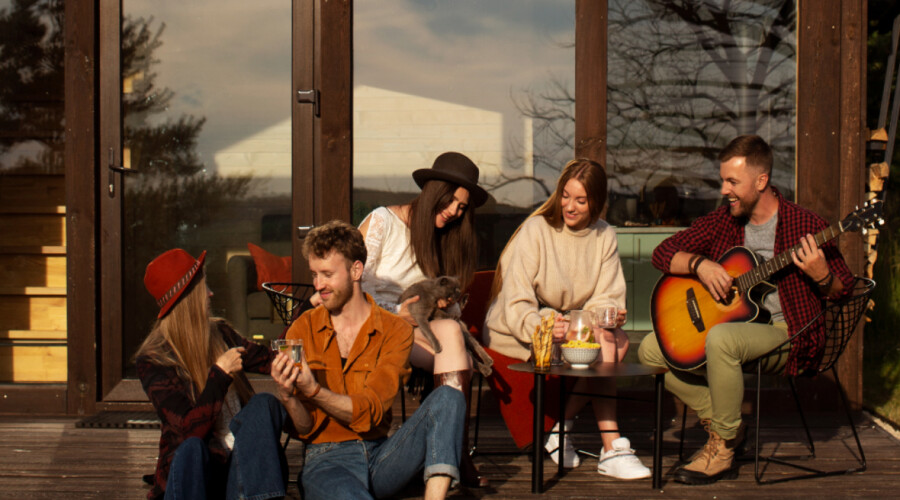 Why Nobody Regrets Building a Screen Porch For their Raleigh Home