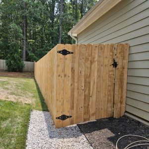 Privacy wood Fence installation