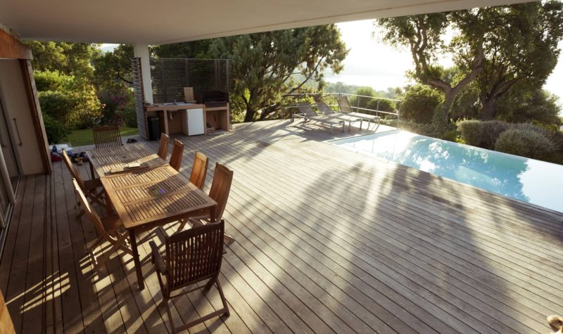 Custom Deck Builders in Raleigh